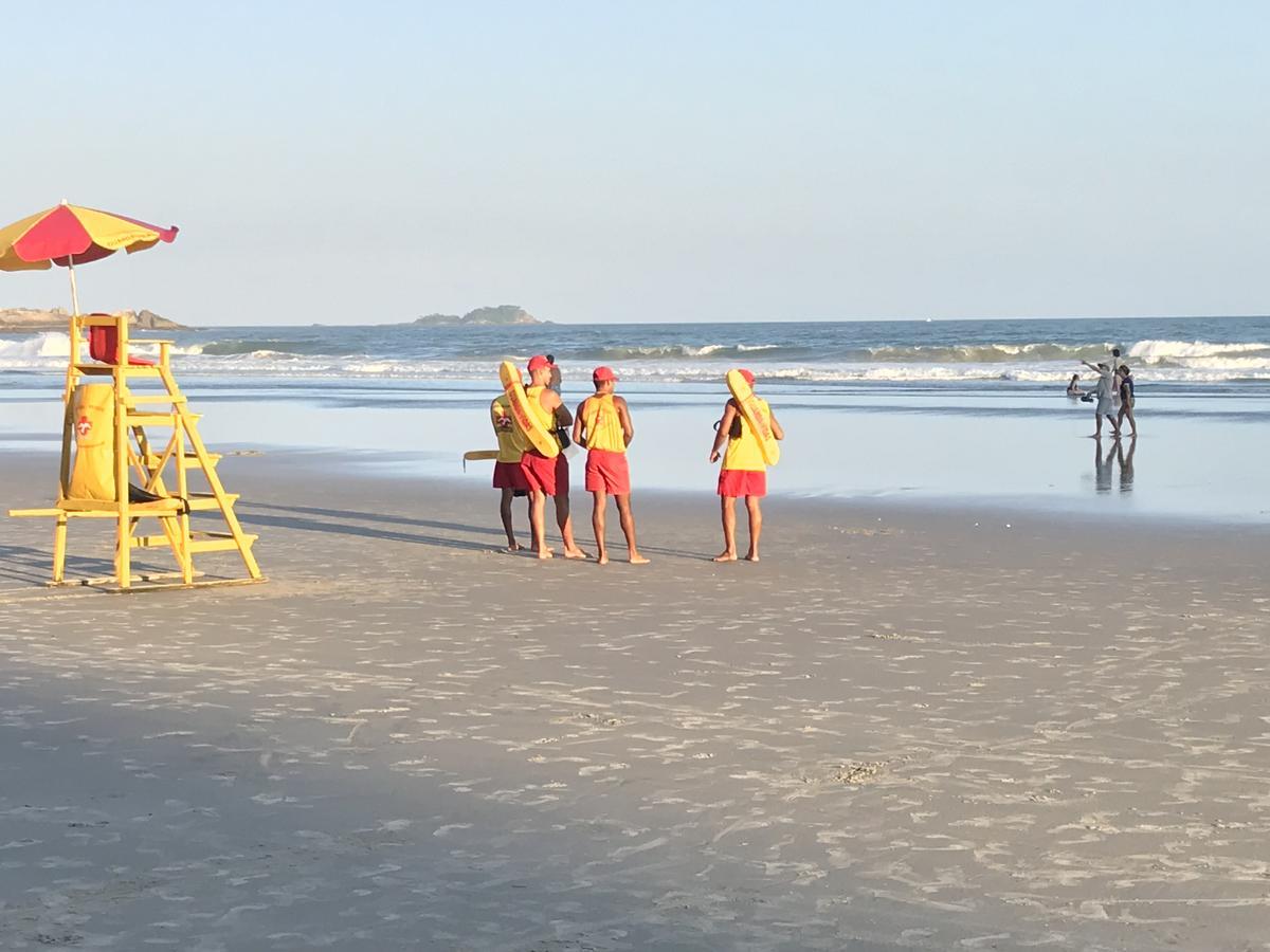 Apartamento Pitangueiras Guarujá Dış mekan fotoğraf