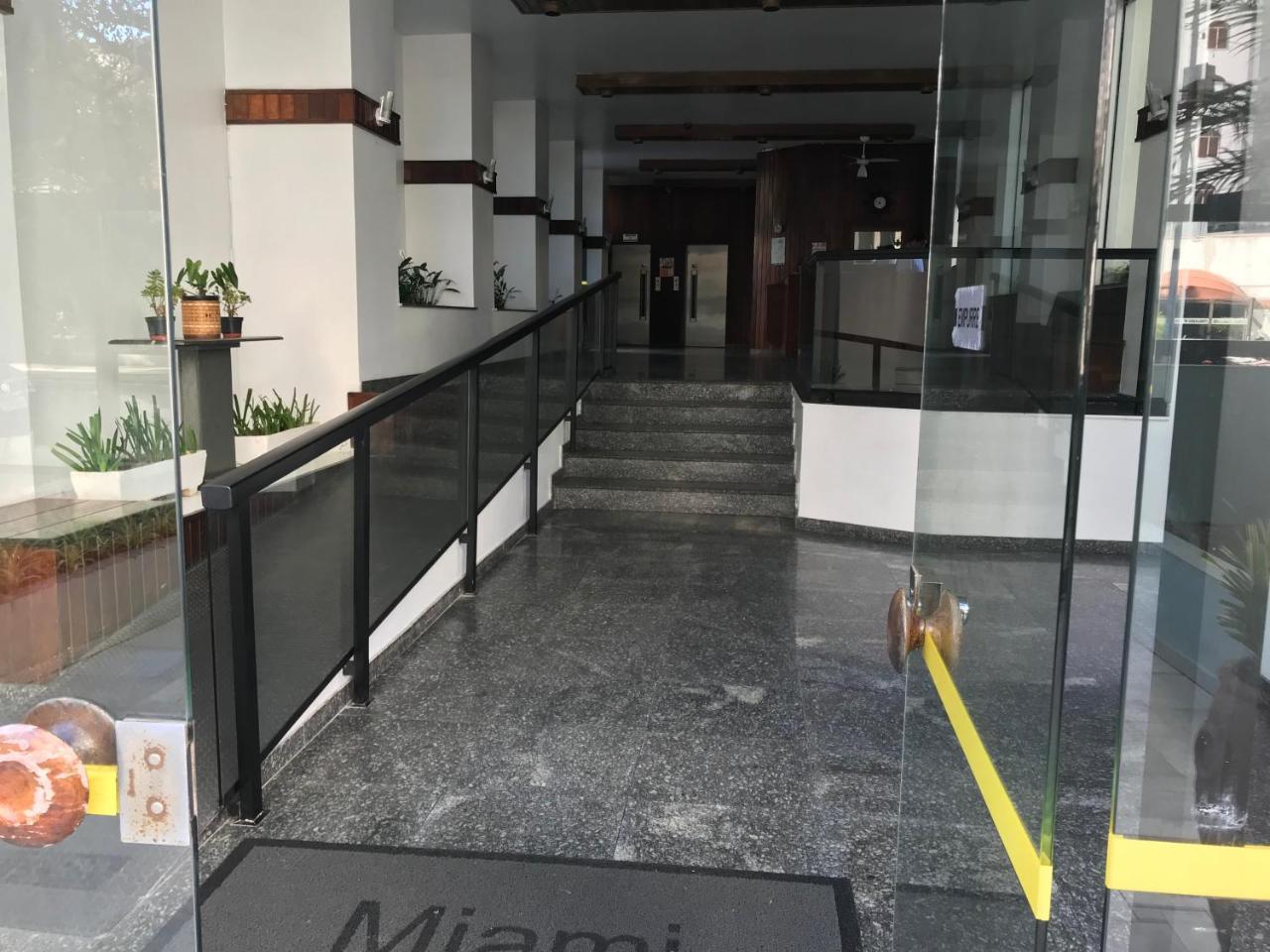 Apartamento Pitangueiras Guarujá Dış mekan fotoğraf